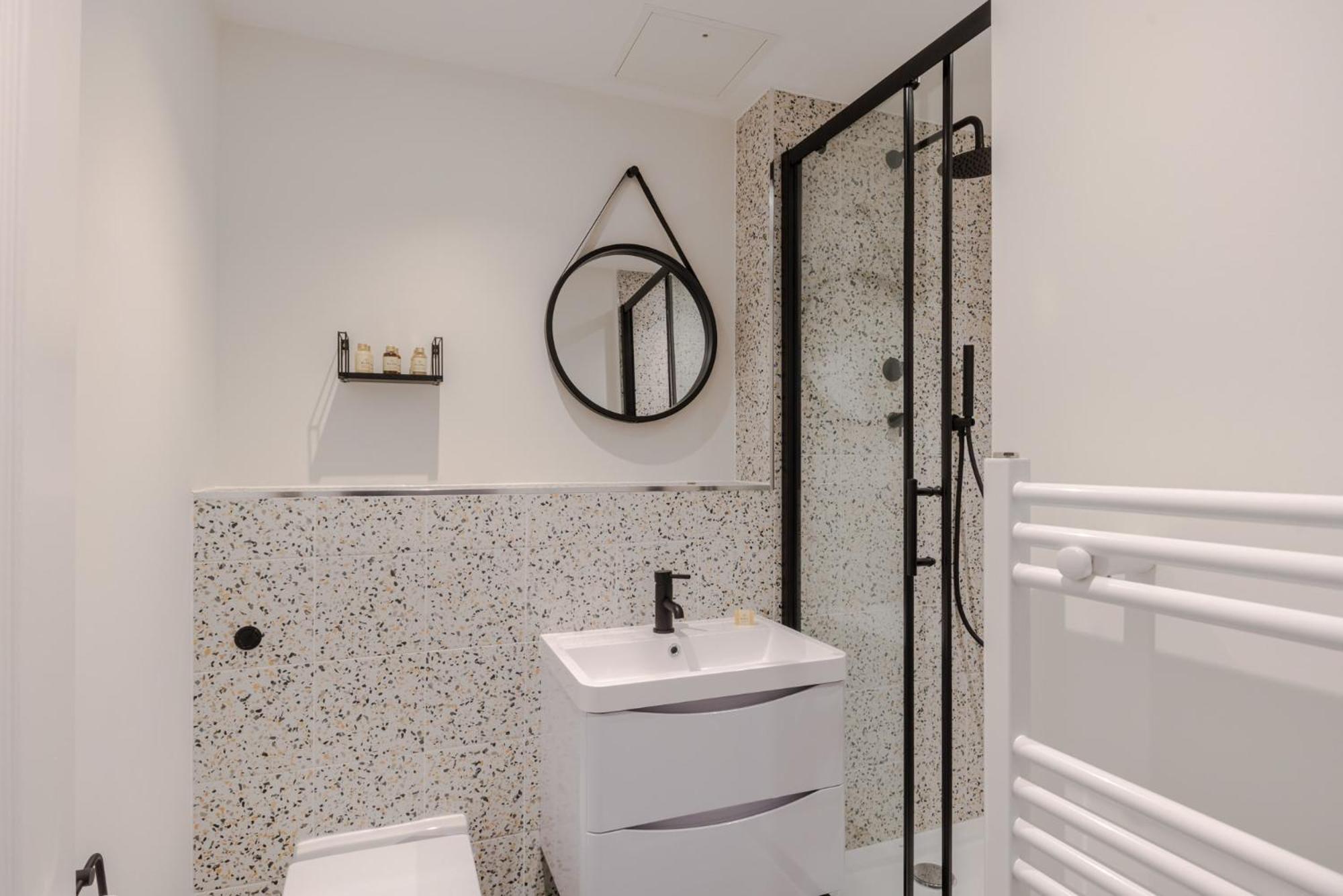 The Flirty Chambers - Fitzrovia - By Frankie Says Appartement Londen Buitenkant foto